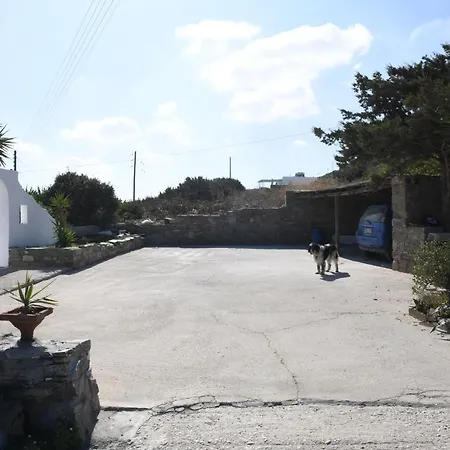 Cycladic House At The Suburbs Of Νάουσα