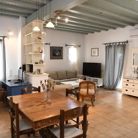 Cycladic House At The Suburbs Of Σπίτι διακοπών *